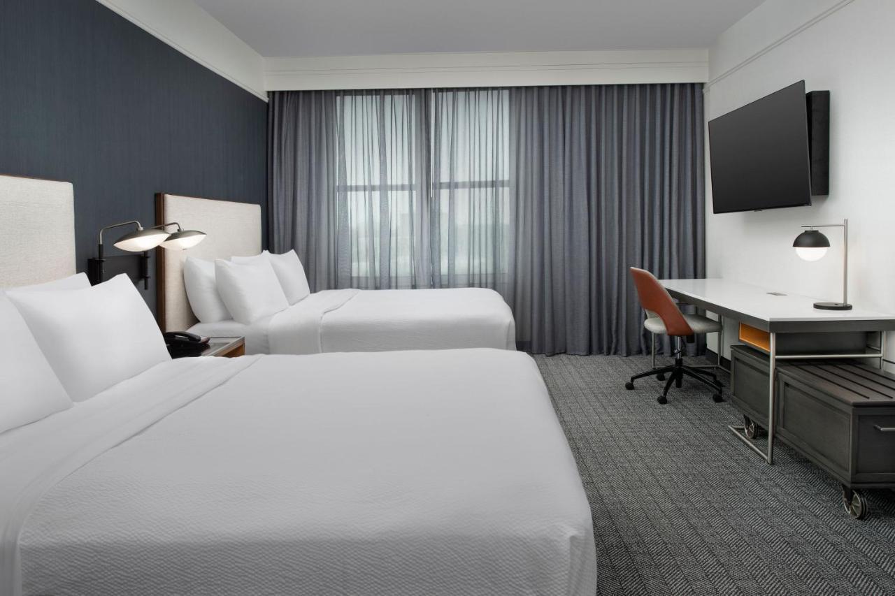 Courtyard By Marriott Savannah Downtown - Historic District Exterior photo