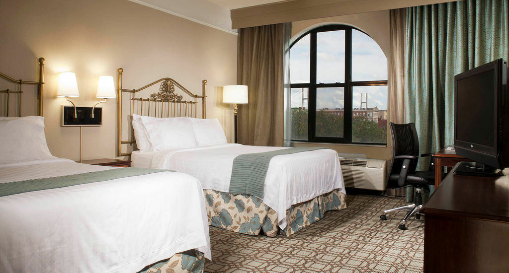 Courtyard By Marriott Savannah Downtown - Historic District Exterior photo